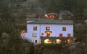 Le Mas Des Pots Rouges